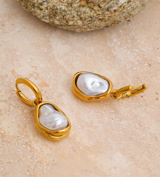 Baroque imitation pearls drop dangle earrings - product image