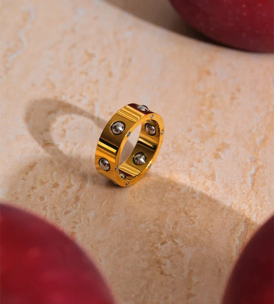 Beaded scrollable adjustable fashion finger ring - product image