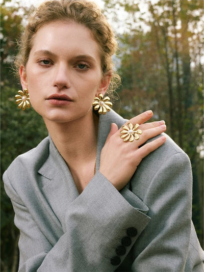 Big flower smooth necklace bracelet earrings ring set - product image