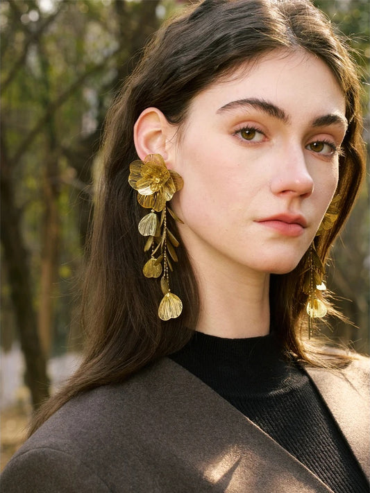 Big flower tassel drop party eye-catching earrings - product image