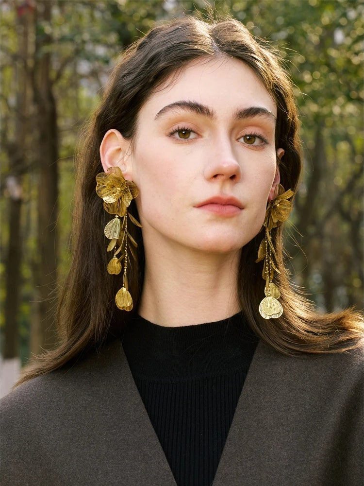 Big flower tassel drop party eye-catching earrings - product image
