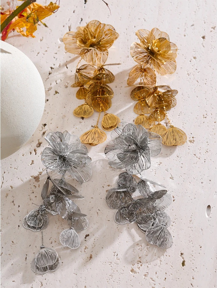 Big flower tassel drop party eye-catching earrings - product image