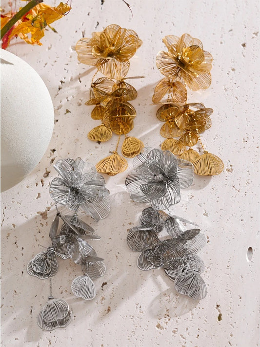 Big flower tassel drop party eye-catching earrings - product image