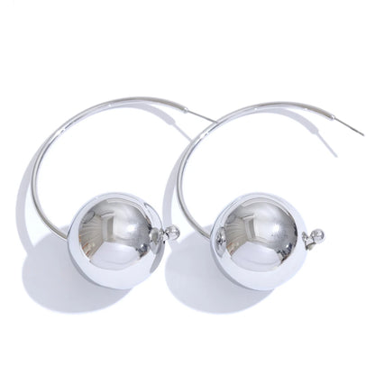 Big round c-shape huggie smooth earrings - product image