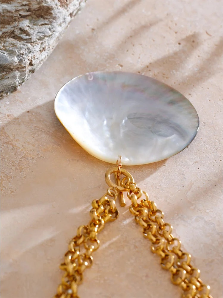 Big shell contemporary statement pendant necklace - product image