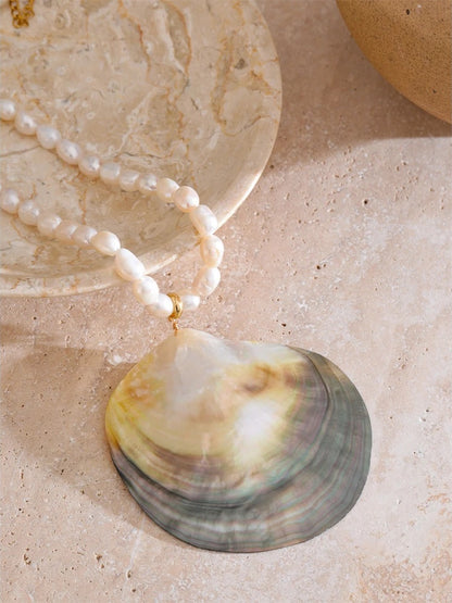 Big shell freshwater pearl pendant necklace - product image