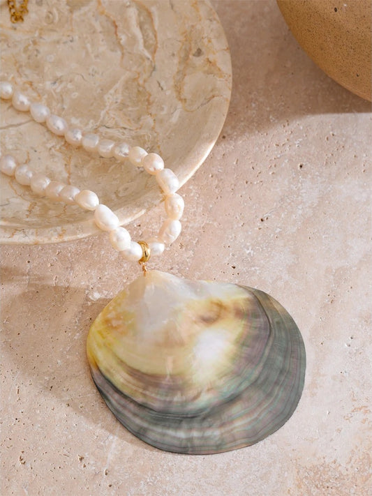 Big shell freshwater pearl pendant necklace - product image