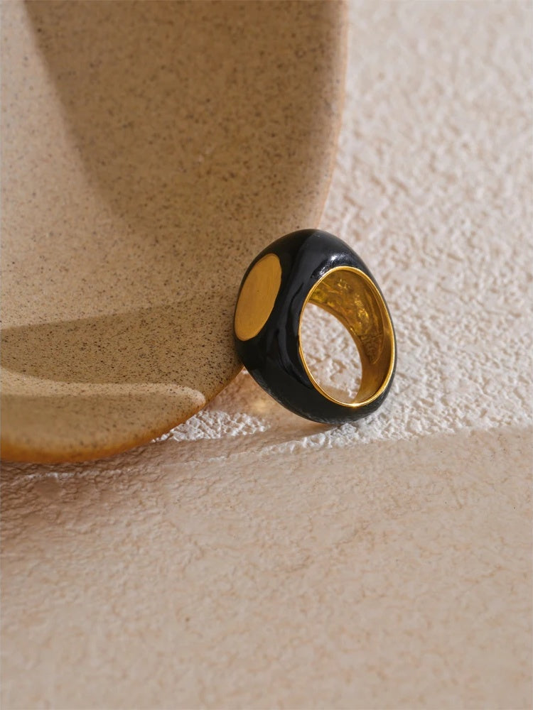 Black enamel abstract minimalist texture ring - product image