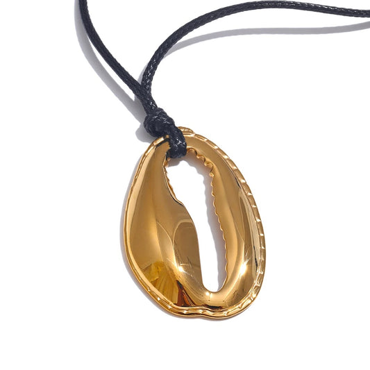 Black rope chain shell pendant necklace - product image