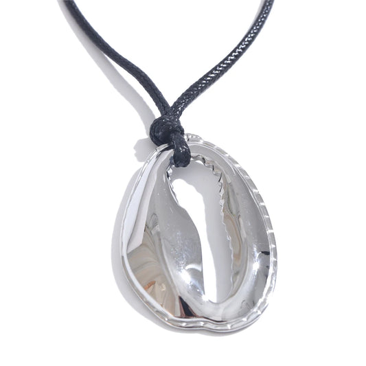 Black rope chain shell pendant necklace - product image