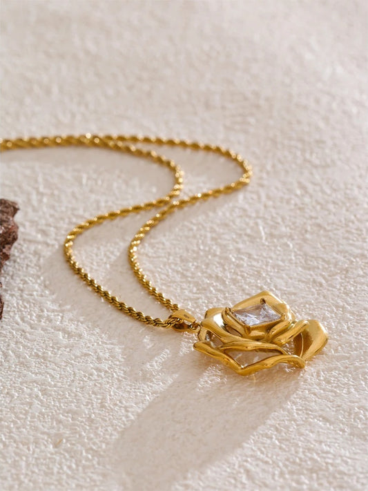 Bling cubic zirconia flower pendant necklace golden - product image