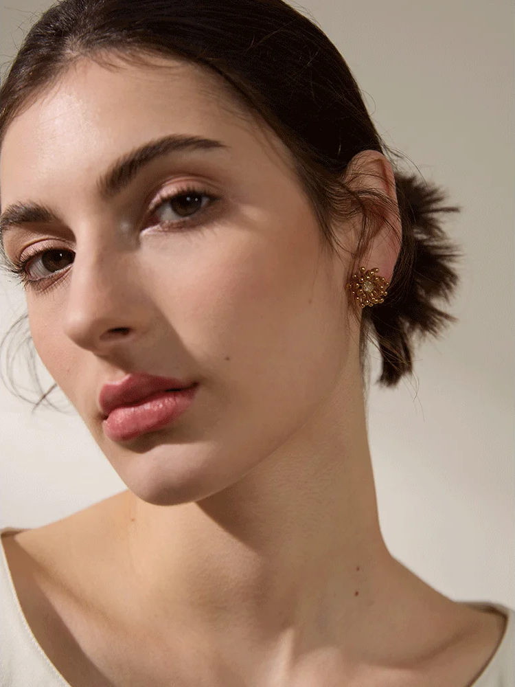 Bling cubic zirconia flower plant stud earrings - product image
