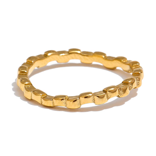 Cast thin chic index finger ring - product image