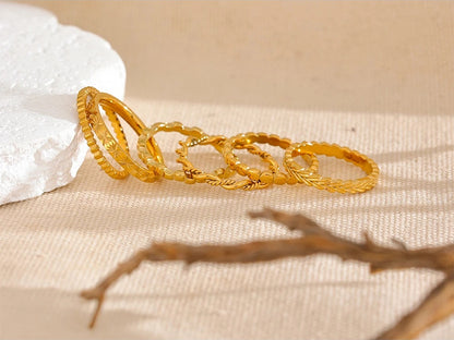 Cast thin chic index finger ring - product image