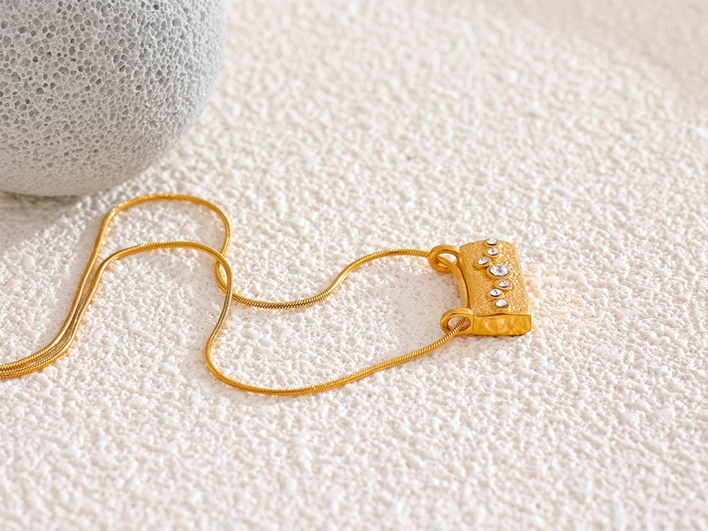 Casting zircon rectangle pendant necklace - product image