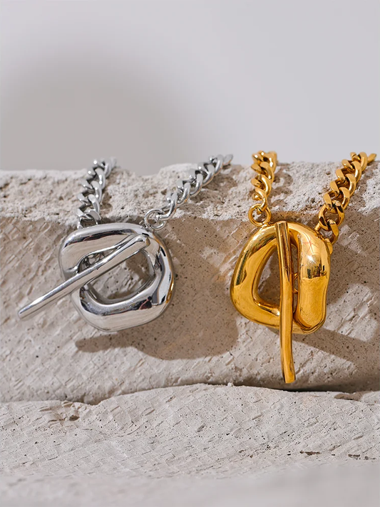 Chain toggle-clasps link statement bracelet - product image