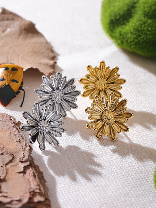 Chrysanthemum flower stud earrings - product image