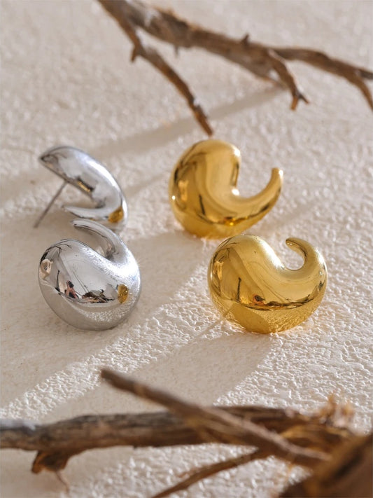 Comma water drop daily stud earrings - product image