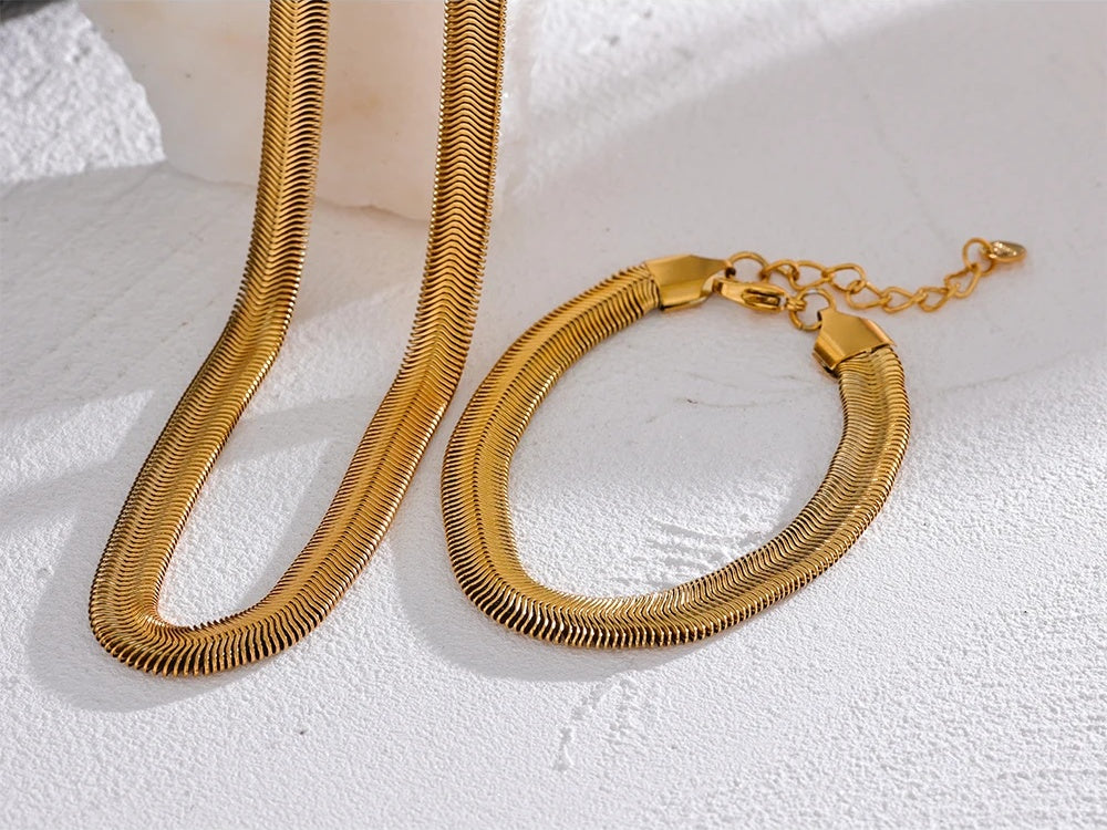 Contemporary chain hip hop gold color necklace - product image