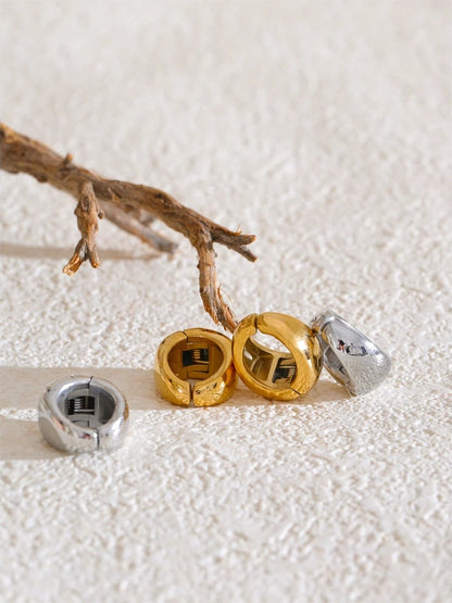 Creative clip earrings abstract design - product image
