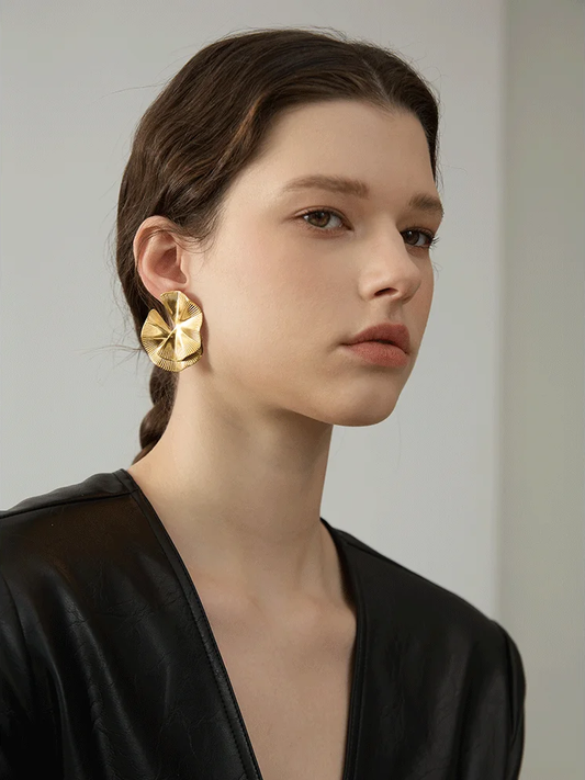 Creative flower big stud gold silver color fashion earrings - product image