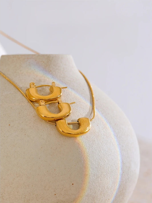 Creative metal u-shape pendant necklace earrings set - product image