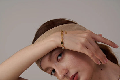 Cubic zirconia clavicle chain necklace bracelet set - product image