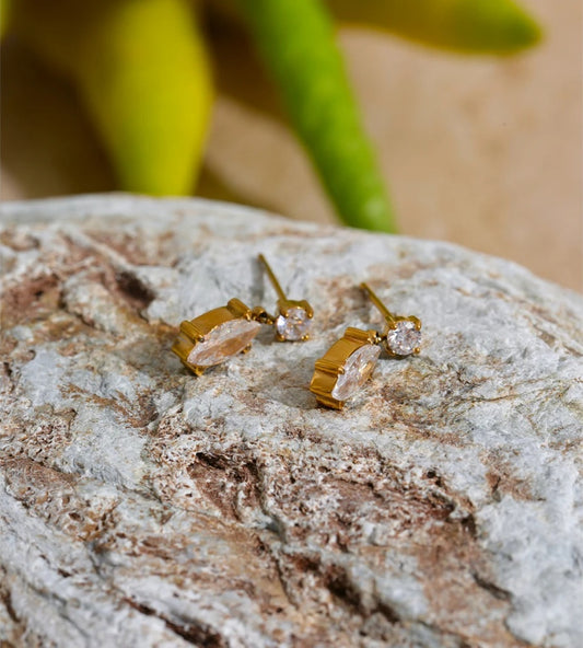 Cubic zirconia drop earrings modern design - product image