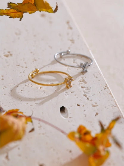 Cubic zirconia flower adjustable thin ring - product image