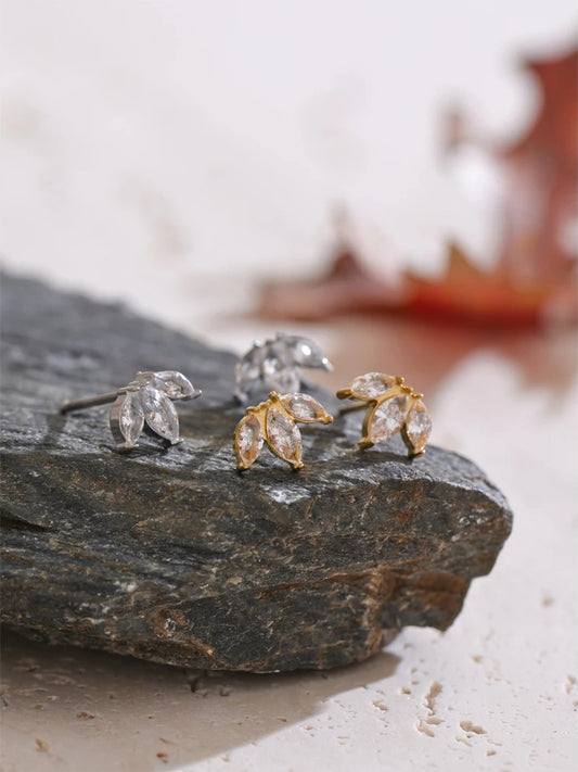 Cubic zirconia flower mini stud earrings - product image