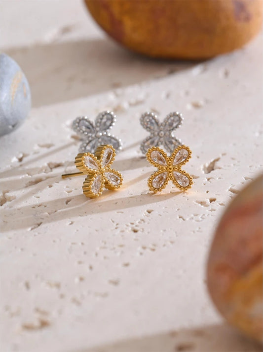 Cubic zirconia flower small stud earrings - product image