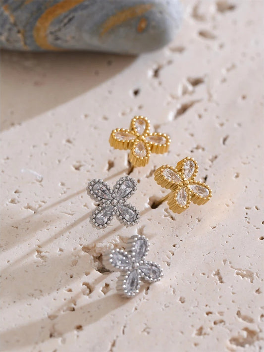 Cubic zirconia flower small stud earrings - product image