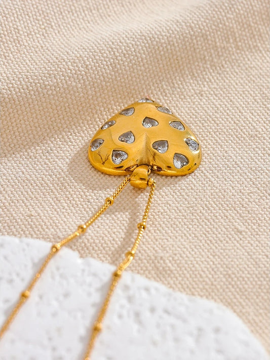 Cubic zirconia heart love necklace pendant - product image