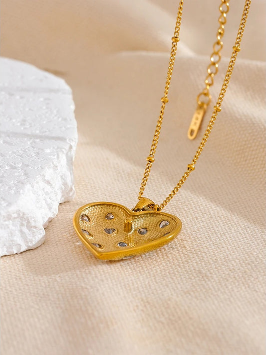 Cubic zirconia heart love necklace pendant - product image