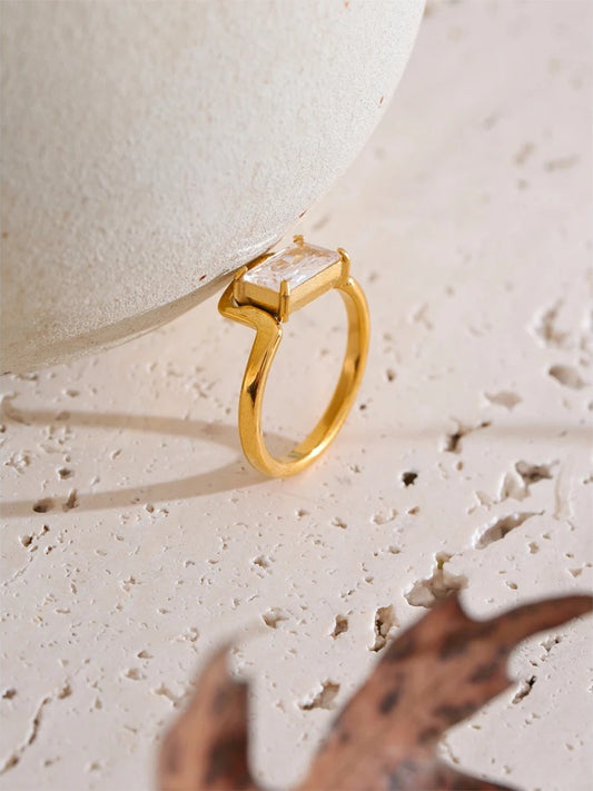 Cubic zirconia rectangle contemporary golden ring - product image