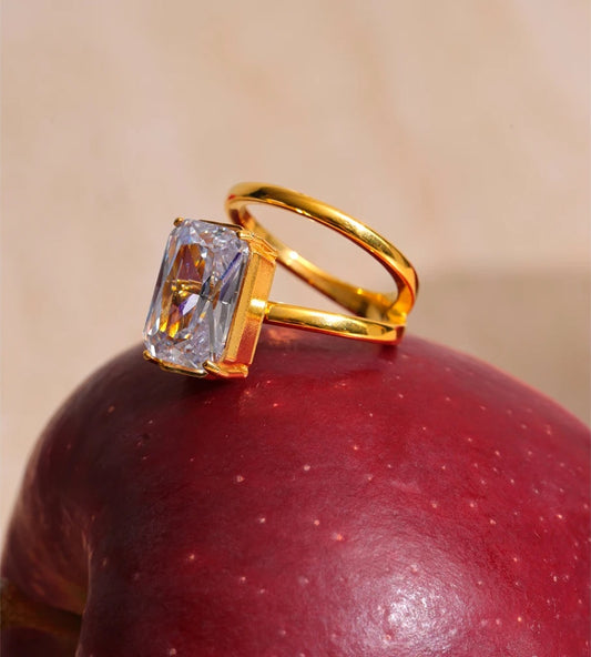 Cubic zirconia rectangle minimalist finger ring - product image