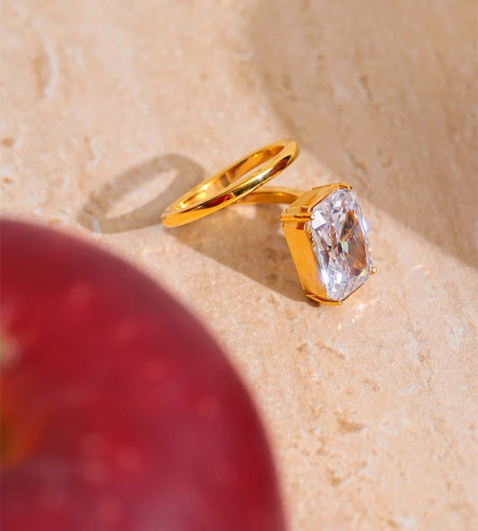 Cubic zirconia rectangle minimalist finger ring - product image