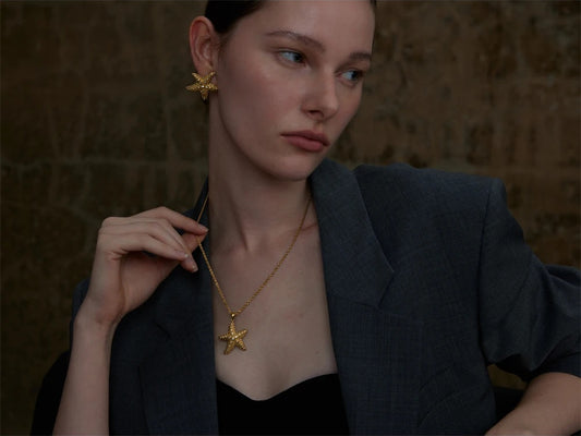 Cubic zirconia starfish pendant necklace earrings set - product image