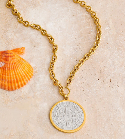Double sided round pendant necklace - product image