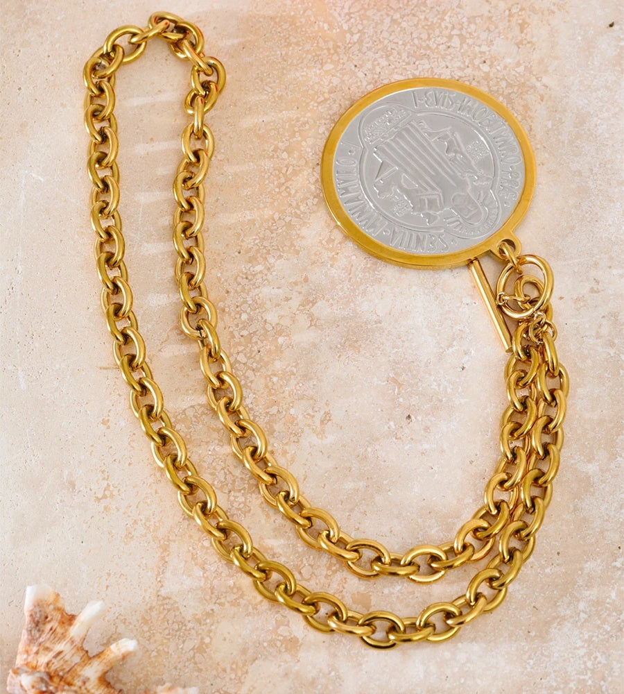 Double sided round pendant necklace - product image