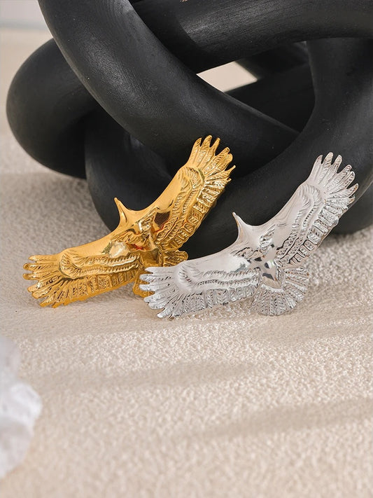 Eagle shape brooch unisex charm party accessory - product image