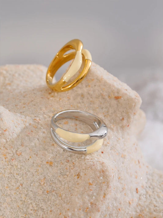 Exquisite beige enamel fashion ring - product image