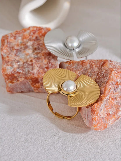 Fan flowers pearl simulated tension ring - product image