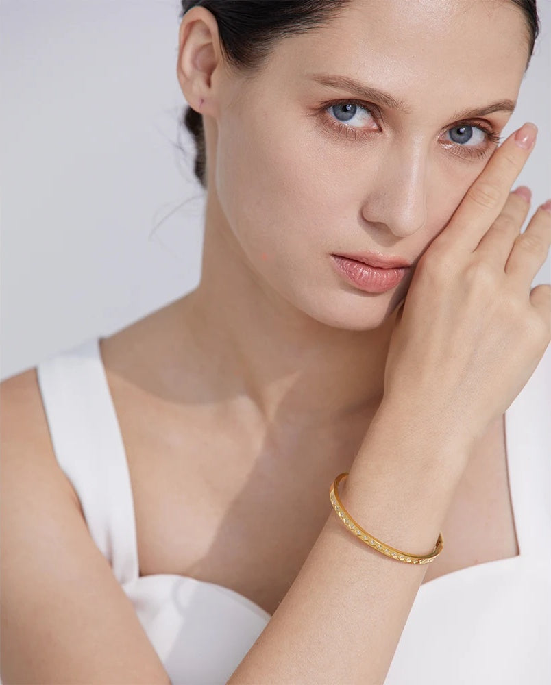 Fashion cast cz contemporary bangle bracelet - product image