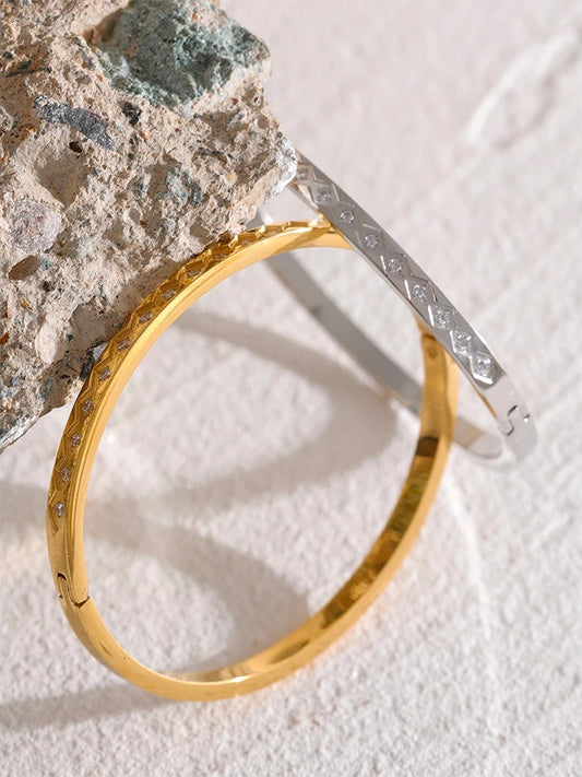 Fashion cast cz contemporary bangle bracelet - product image