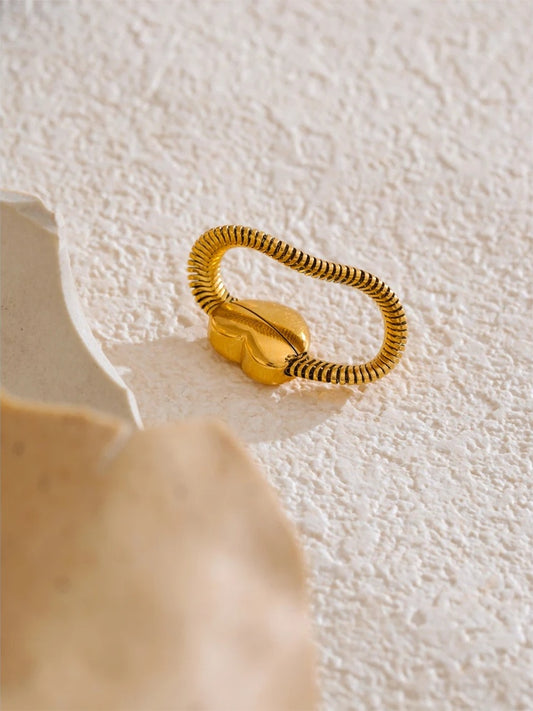 Fashion metal snake chain heart ring - product image