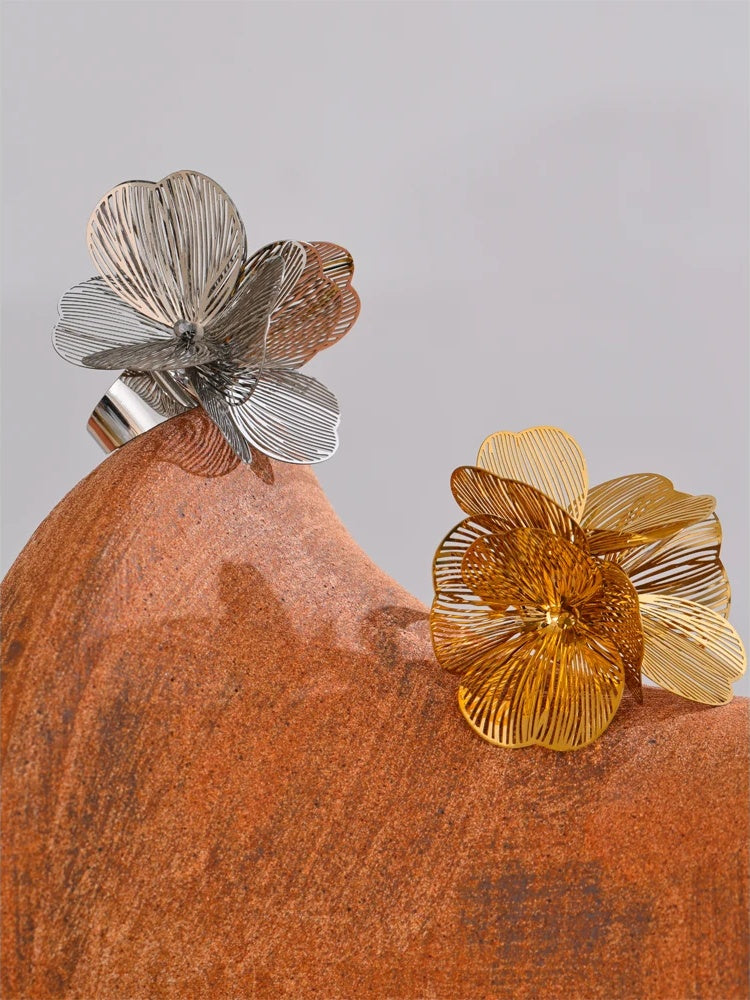 Flower adjustable hyperbole personality finger ring - product image