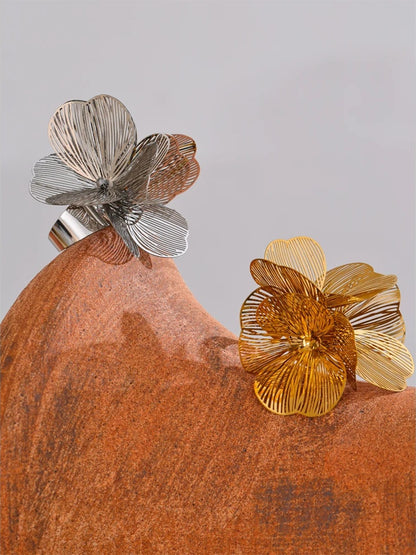 Flower adjustable hyperbole personality finger ring - product image