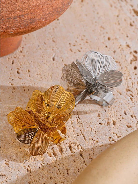 Flower adjustable hyperbole personality finger ring - product image