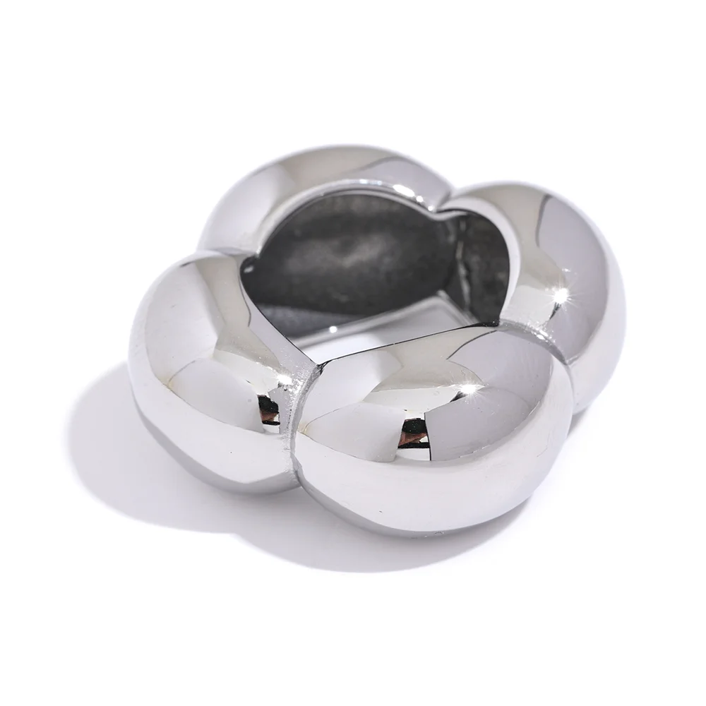 Flower hollow big contemporary ring - product image